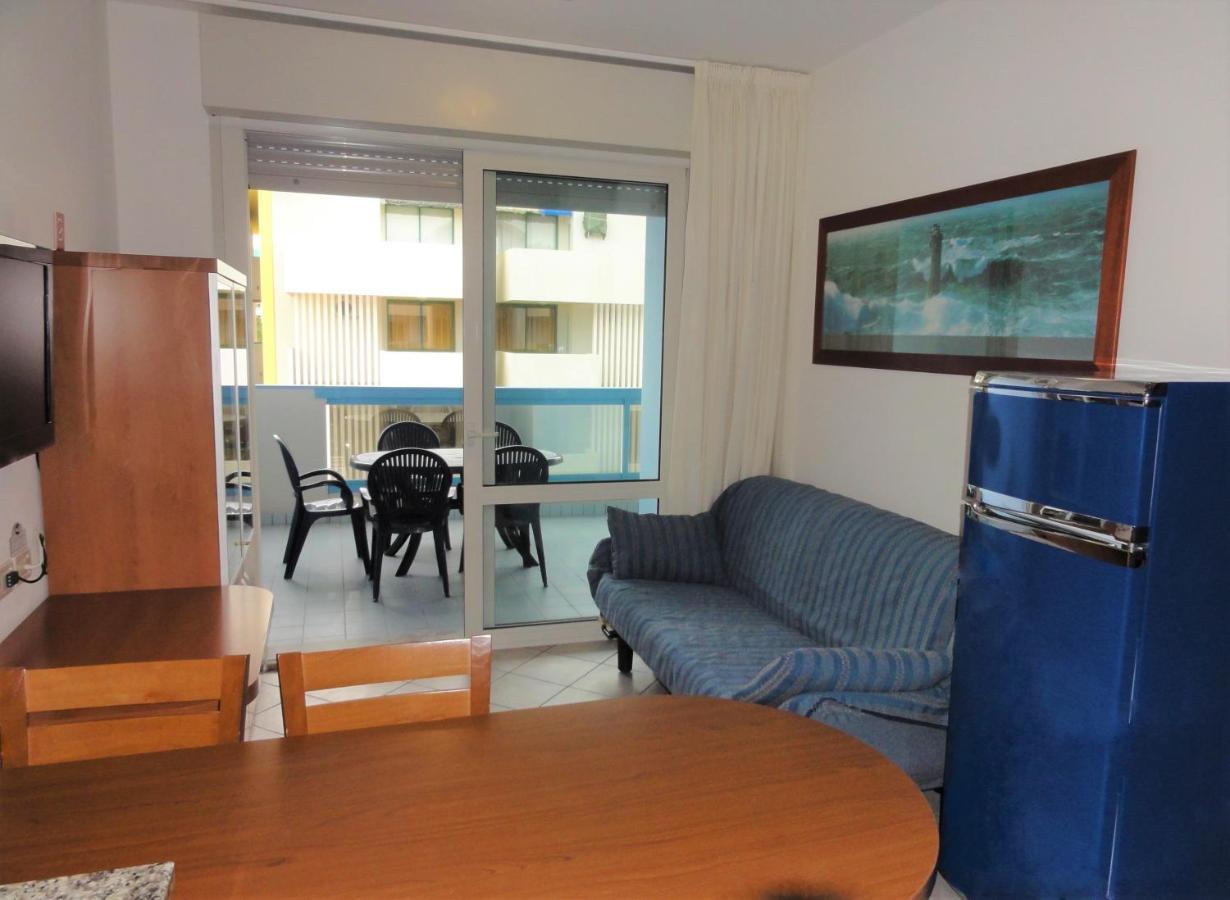 Residence Eurostar Бибионе Экстерьер фото