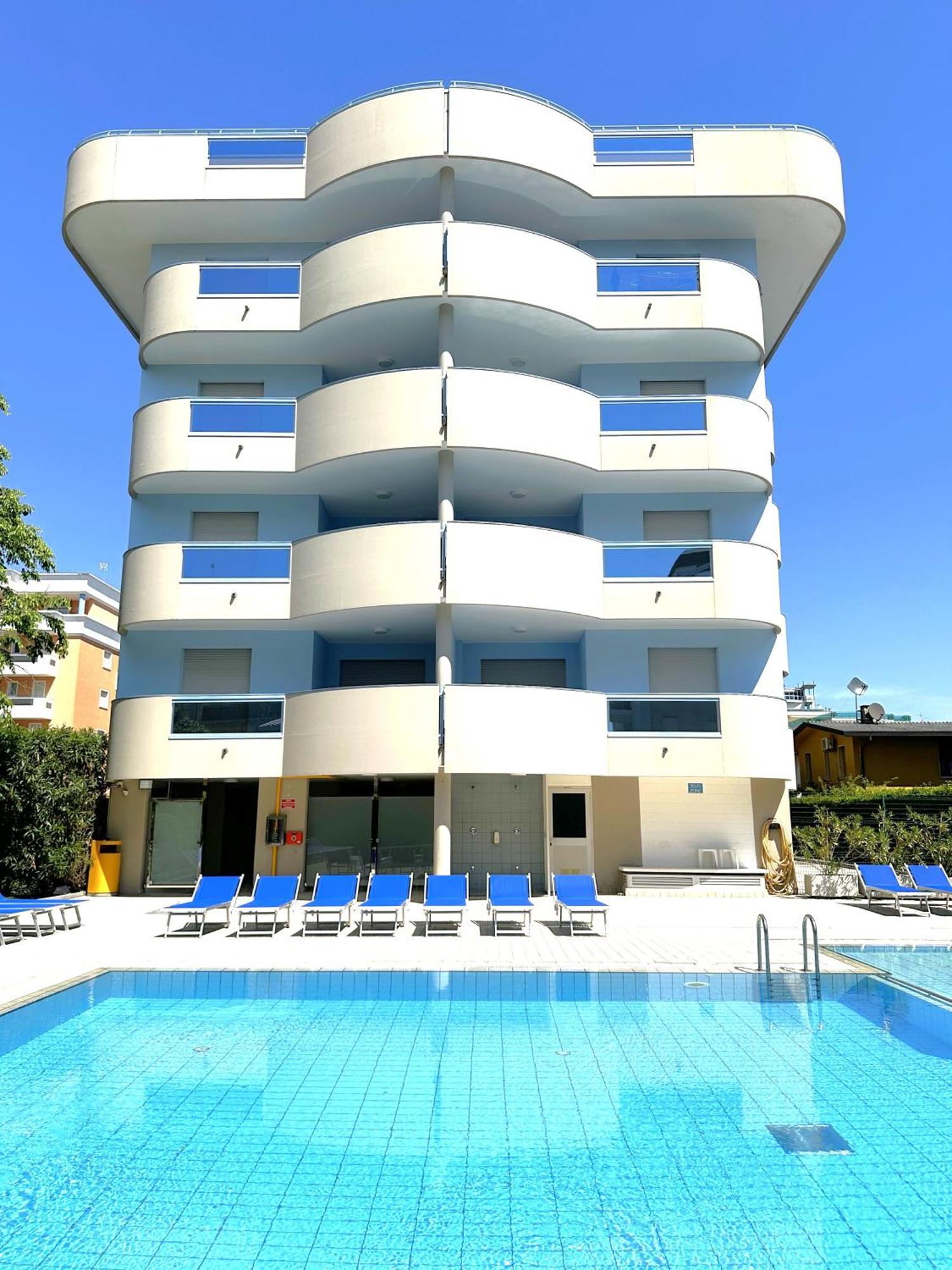 Residence Eurostar Бибионе Экстерьер фото