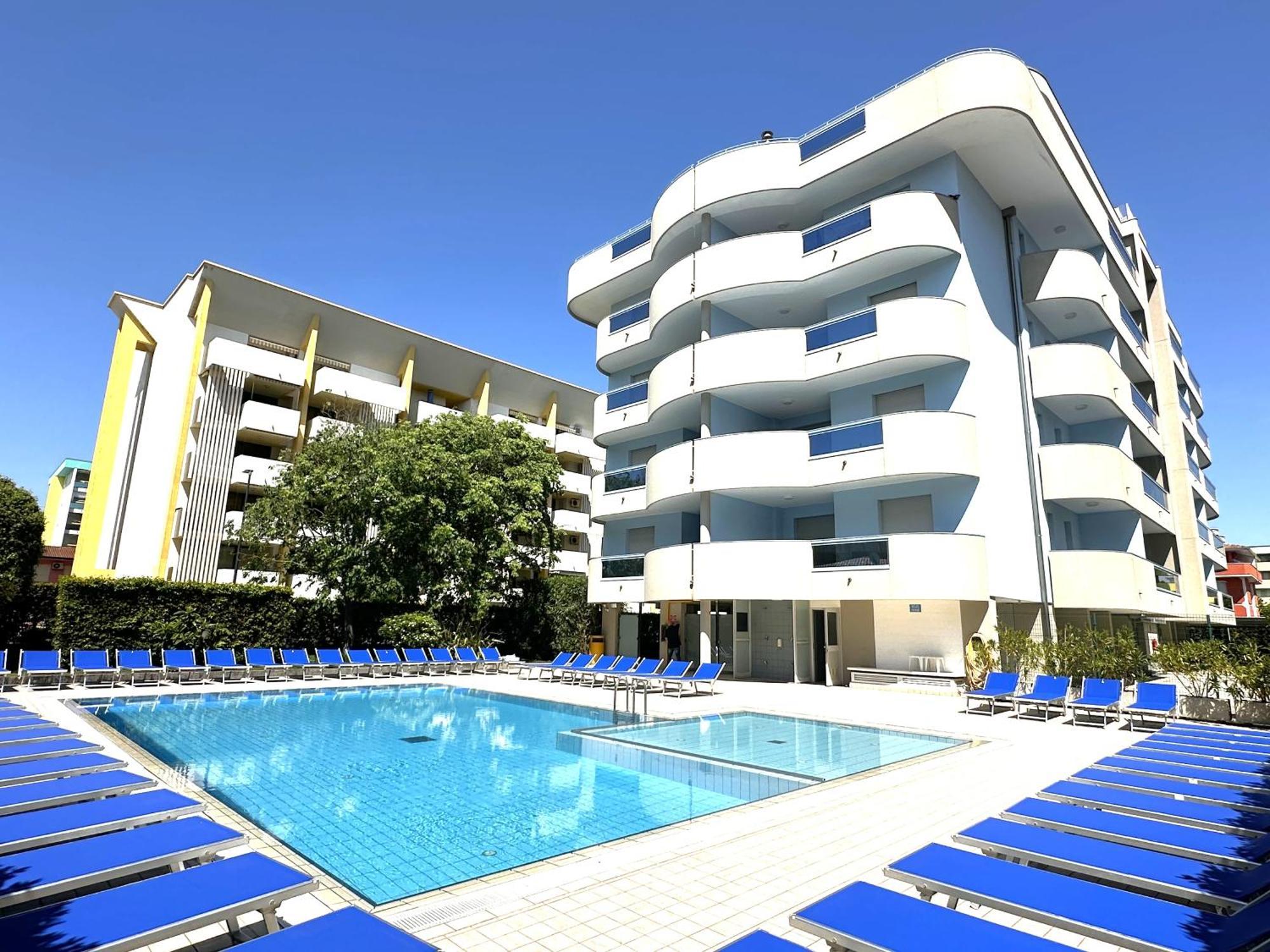 Residence Eurostar Бибионе Экстерьер фото