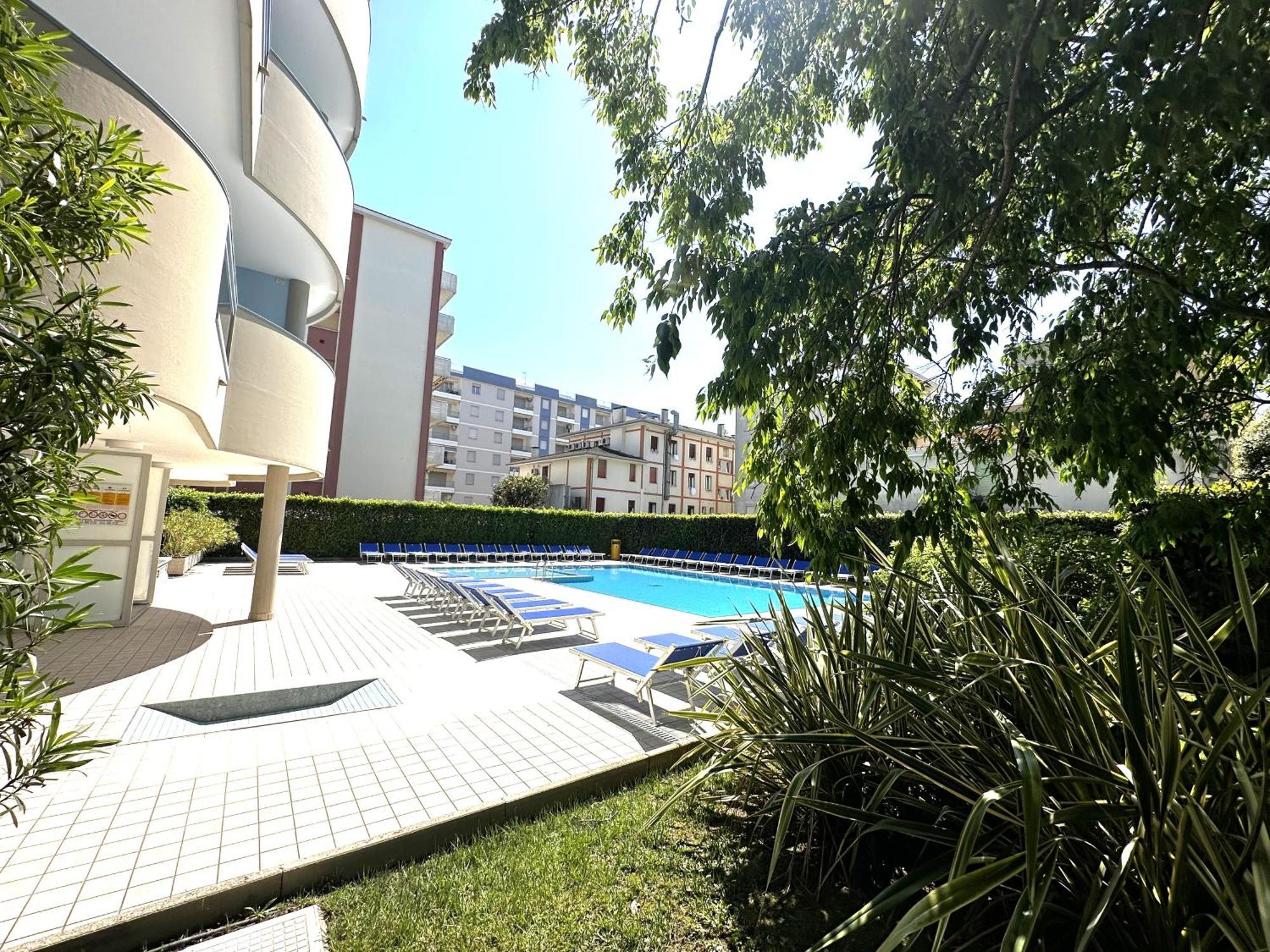 Residence Eurostar Бибионе Экстерьер фото